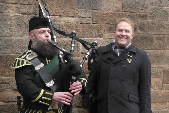 Royal Mile and Old Town Walking Tour - Milne’s Court and the cramped Old Town
