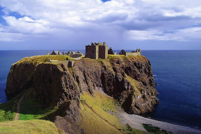 Scottish Castles Glamis and Dunnottar Italian Tour Guide - Why this route works so well in one day