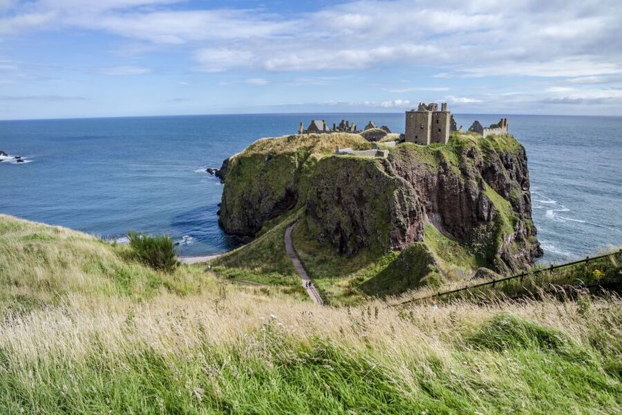 Scottish Highlands 4-Day Castle Tour From Edinburgh - Day 1: Falkland Palace, St Andrews, and Dunnottar Castle