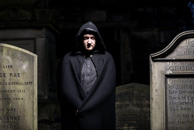 Small Group Edinburgh Underground Vaults & Graveyard Ghost Tour - Canongate Kirkyard and its famous graves