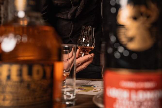 Small Group Edinburgh Whisky Tour and Tasting - Meeting at Mercat Cross