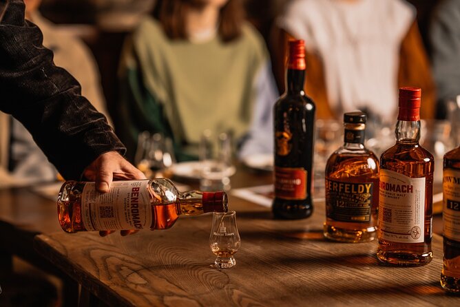 Small Group Edinburgh Whisky Tour and Tasting - What water, barley, peat, and casks actually do