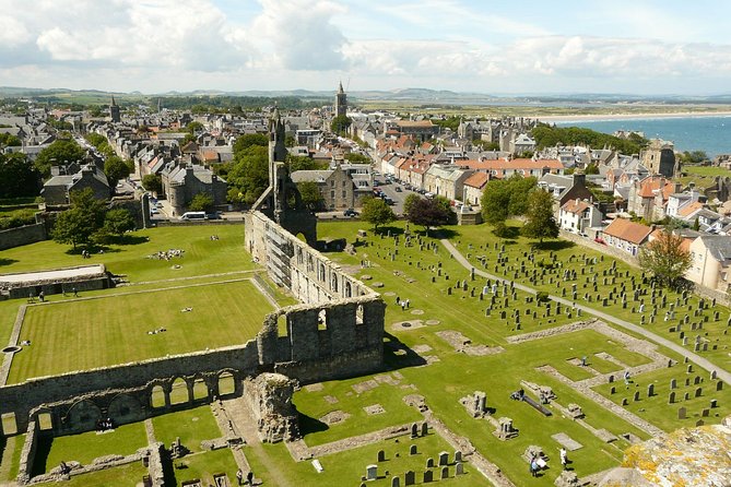 St Andrews & the Fishing Villages of Fife Small-Group Day Tour from Edinburgh - Guides, timing, and the value of local narration