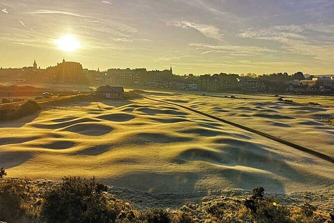 St. Andrews & The Old Course Private Day Tour from Edinburgh - The Himalayas putting course