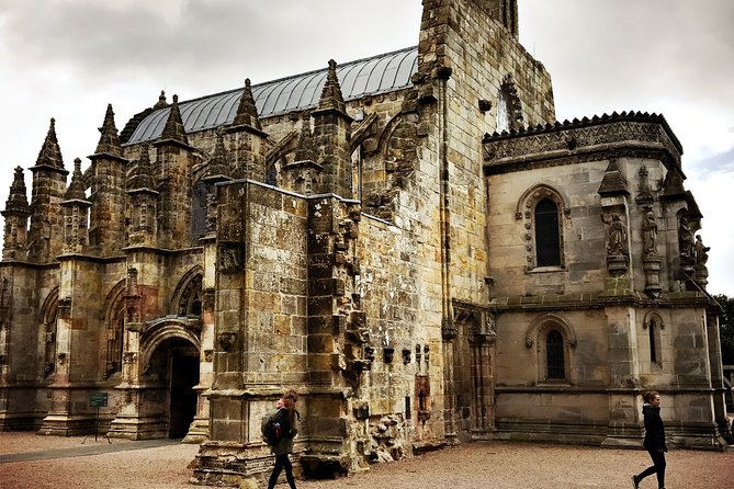 Stone & Story: Rosslyn Chapel & Melrose Abbey Private Day Trip - Why the Mercedes minivan and pickup service help