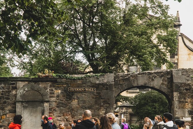 Tales from the Crypts: Ghouls, Graves and Ghostly Tales - Starting at the William Chambers Monument