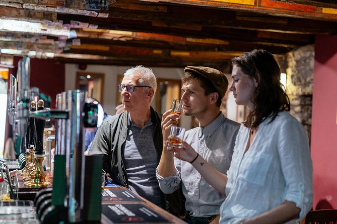 The 10 Tastings of Edinburgh With Locals: Private Food Tour - What this Edinburgh food tour really offers