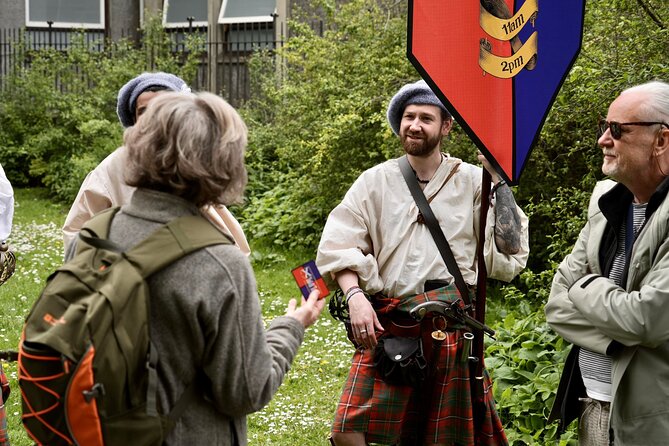 The History Behind Outlander Tour - Bakehouse Close and Alexander Malcolm’s printshop
