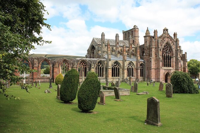 The Scottish Borders Full-Day Private Tour in a Luxury Minivan with Local Guide - Who should book this Scottish Borders tour?