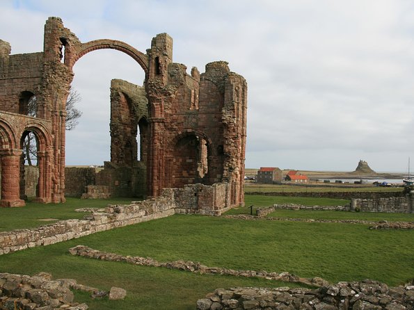 Viking Coast and Alnwick Castle Very Small Group Tour from Edinburgh - Alnwick Garden and the hard choice of one stop